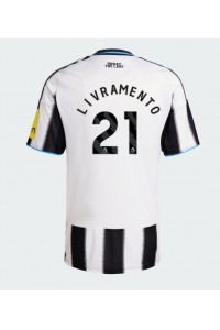 Newcastle United Tino Livramento #21 Voetbaltruitje Thuis tenue 2025-26 Korte Mouw